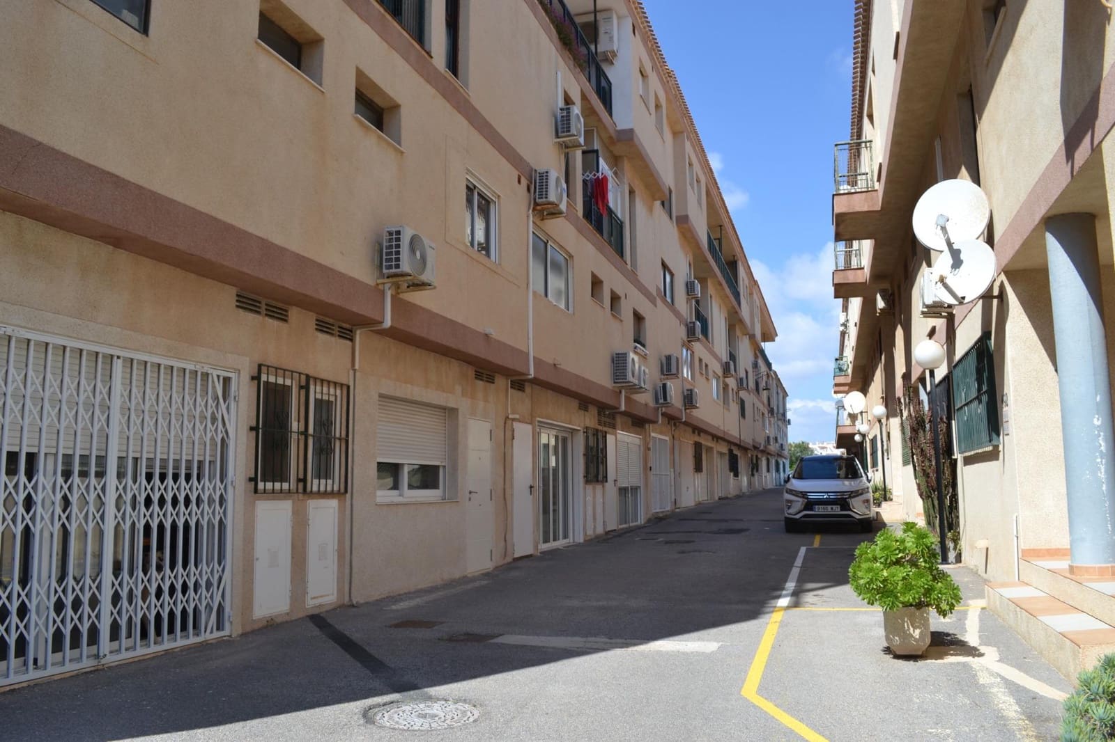 Adosado de 3 habitaciones en La Zenia en venta con piscina garaje - 269.950 € (Ref: 10120142)