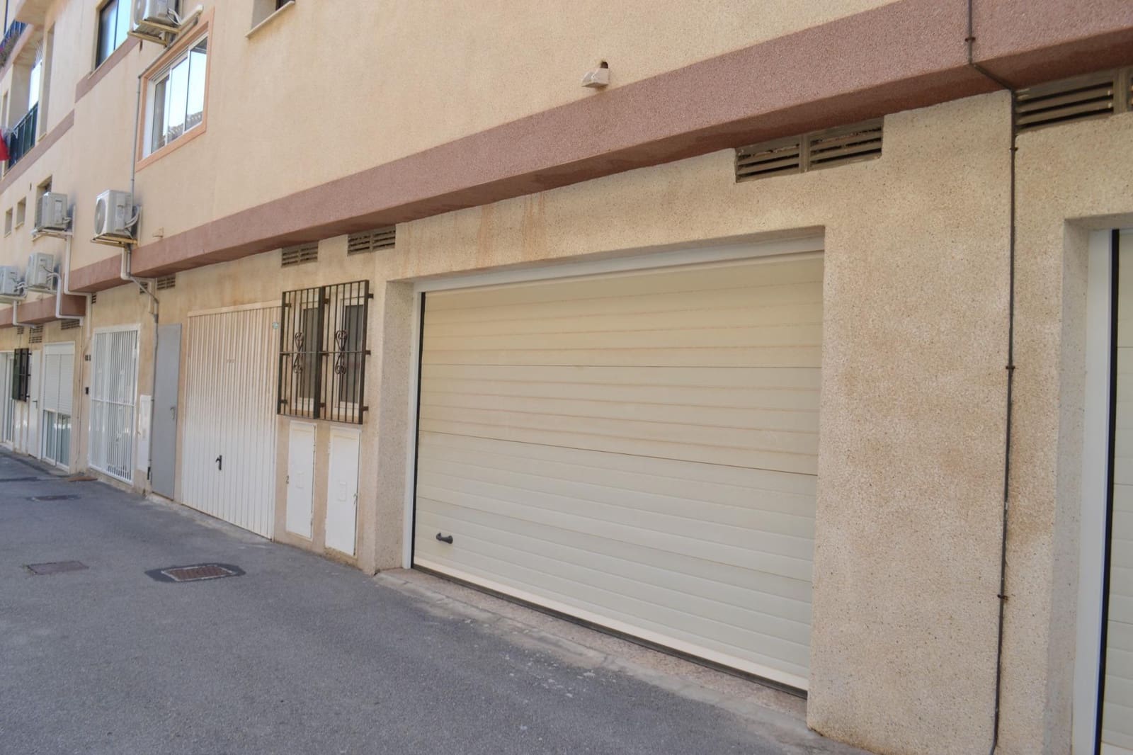 Adosado de 3 habitaciones en La Zenia en venta con piscina garaje - 269.950 € (Ref: 10120142)