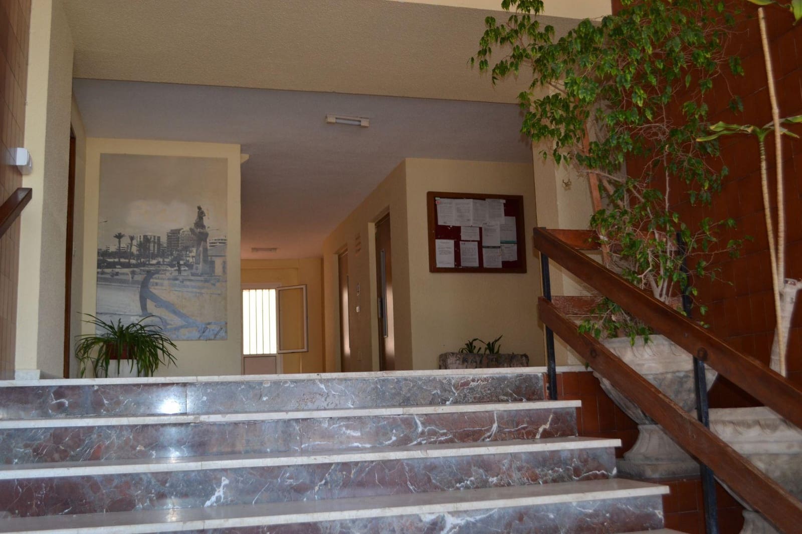 3 sypialnia Apartament do wynajęcia w La Veleta z garażem - 950 € (Ref: 10139927)