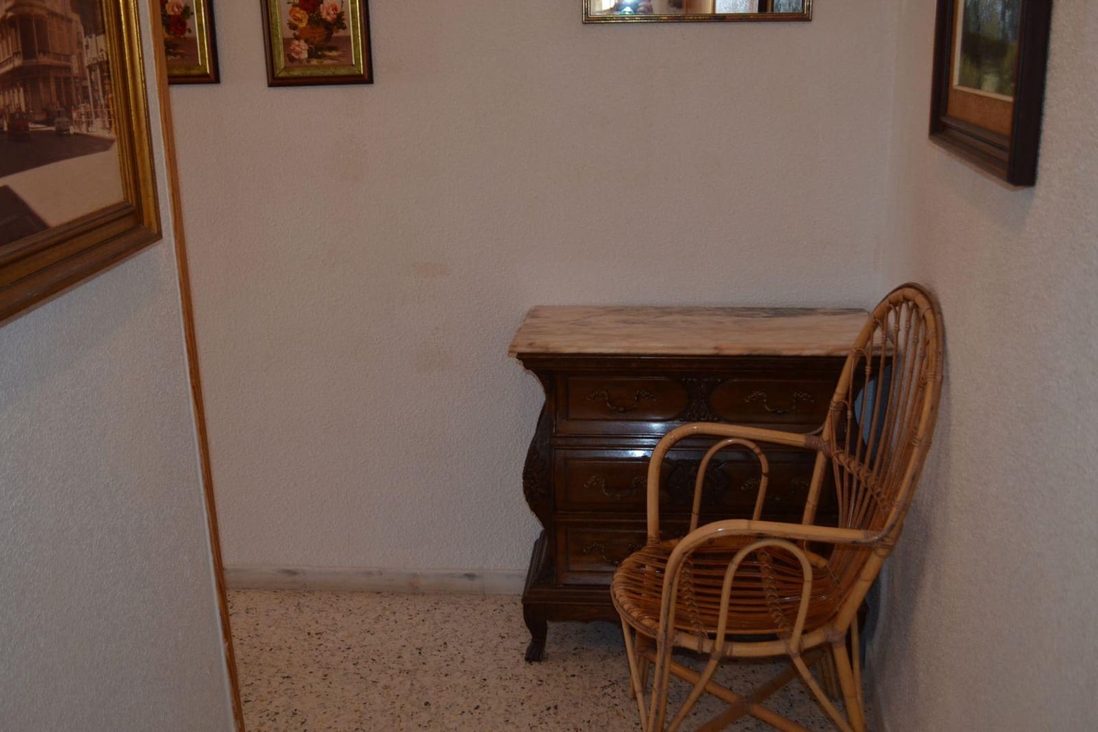 3 sypialnia Apartament do wynajęcia w La Veleta z garażem - 950 € (Ref: 10139927)