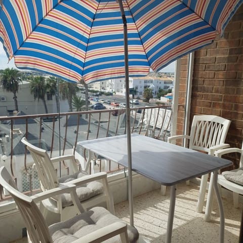3 slaapkamer Appartement te huur in La Veleta, Torrevieja met garage - € 950 (Ref: 10139927)