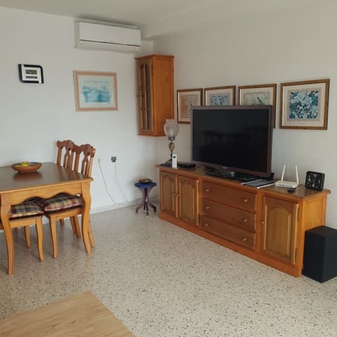 3 slaapkamer Appartement te huur in La Veleta, Torrevieja met garage - € 950 (Ref: 10139927)