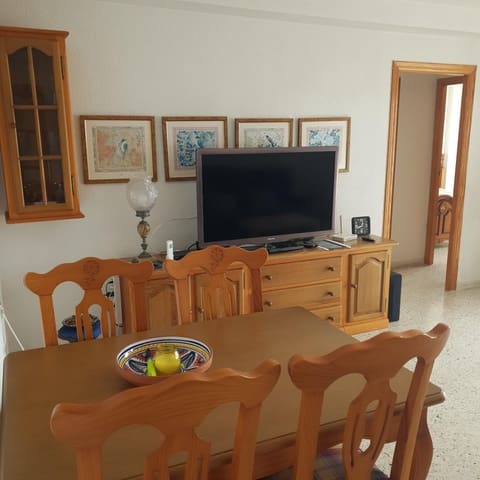 3 slaapkamer Appartement te huur in La Veleta, Torrevieja met garage - € 950 (Ref: 10139927)