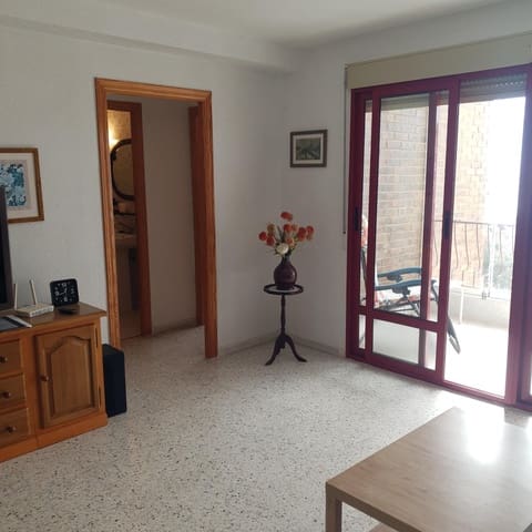 3 slaapkamer Appartement te huur in La Veleta, Torrevieja met garage - € 950 (Ref: 10139927)