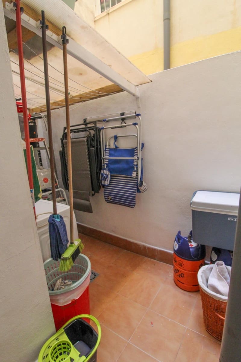 3 soveværelse Lejlighed til salg i Torrevieja med swimmingpool garage - € 249.000 (Ref: 10180828)