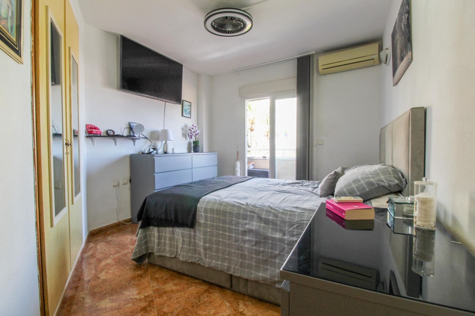 3 soveværelse Lejlighed til salg i Torrevieja med swimmingpool garage - € 249.000 (Ref: 10180828)