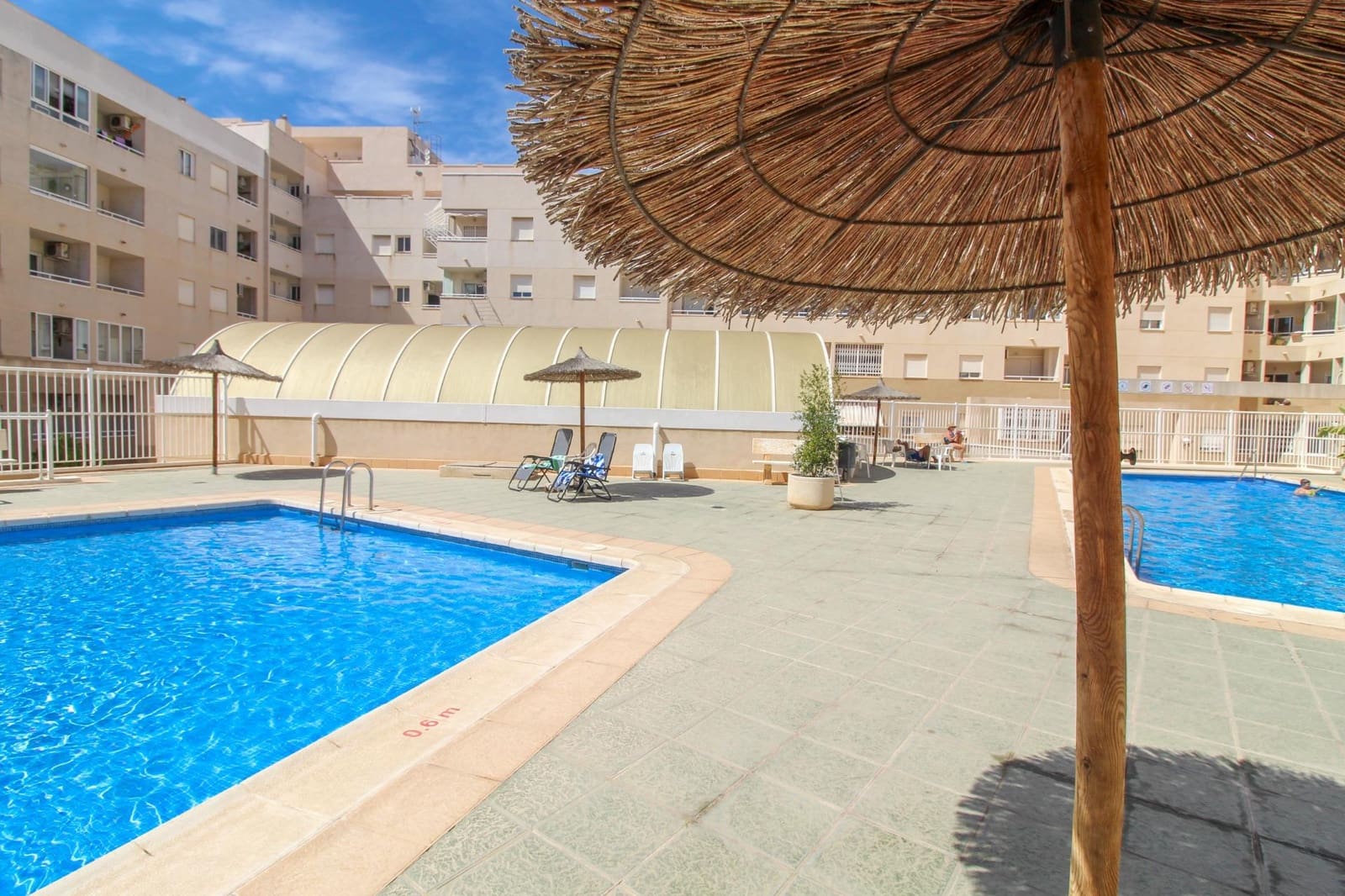3 soveværelse Lejlighed til salg i Torrevieja med swimmingpool garage - € 249.000 (Ref: 10180828)