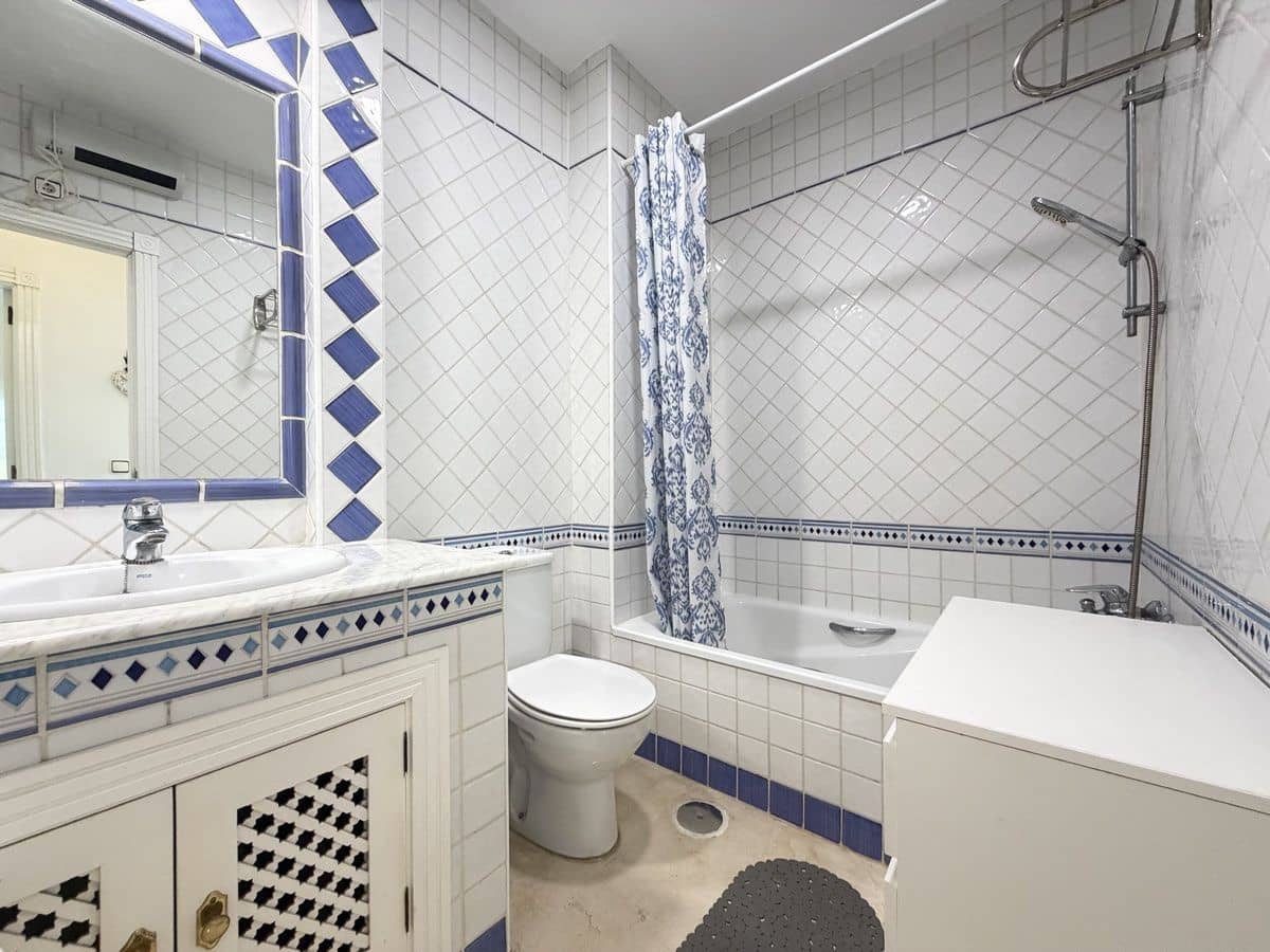 2 Zimmer Apartment zu verkaufen in La Zenia mit Pool - 199.000 € (Ref: 10180830)