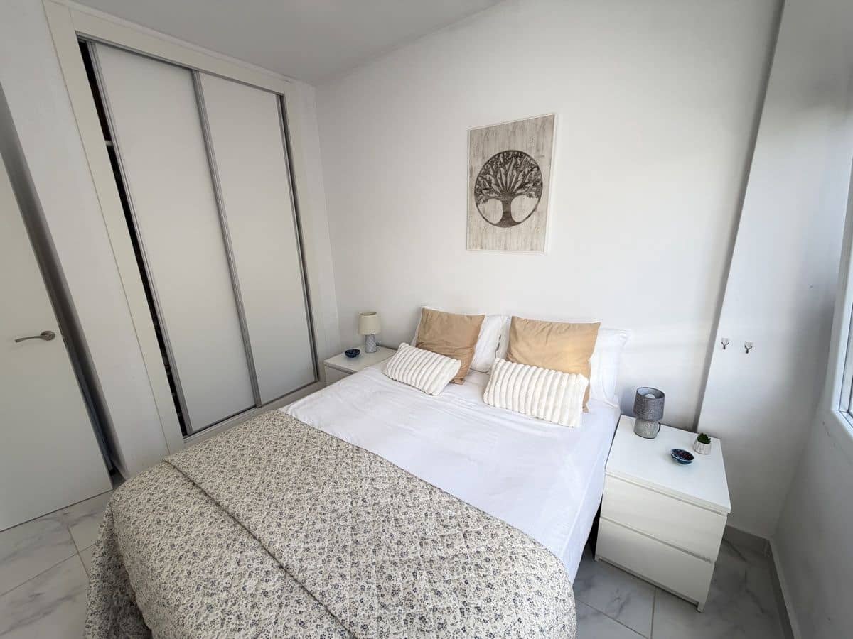 2 soverom Leilighet til salgs i La Zenia med garasje - € 179 900 (Ref: 10180831)