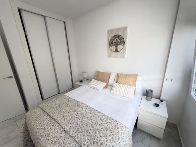 2 soverom Leilighet til salgs i La Zenia, Orihuela med garasje - € 179 900 (Ref: 10180831)
