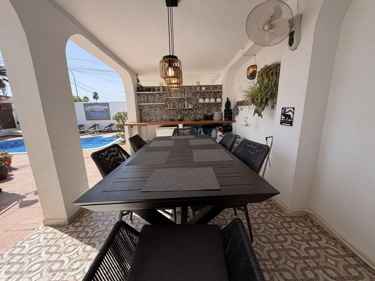 3 chambre Bungalow à vendre à Pontecesures avec piscine garage - 399 900 € (Ref: 10180834)