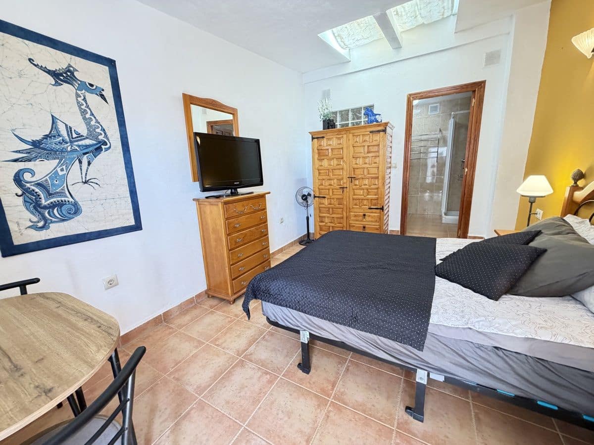 3 chambre Bungalow à vendre à Pontecesures avec piscine garage - 399 900 € (Ref: 10180834)