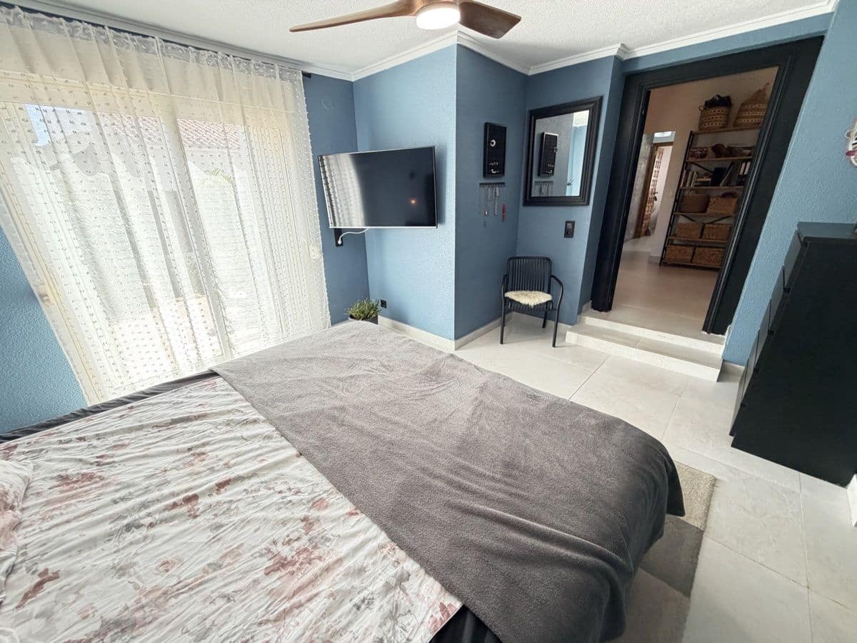 3 chambre Bungalow à vendre à Pontecesures avec piscine garage - 399 900 € (Ref: 10180834)