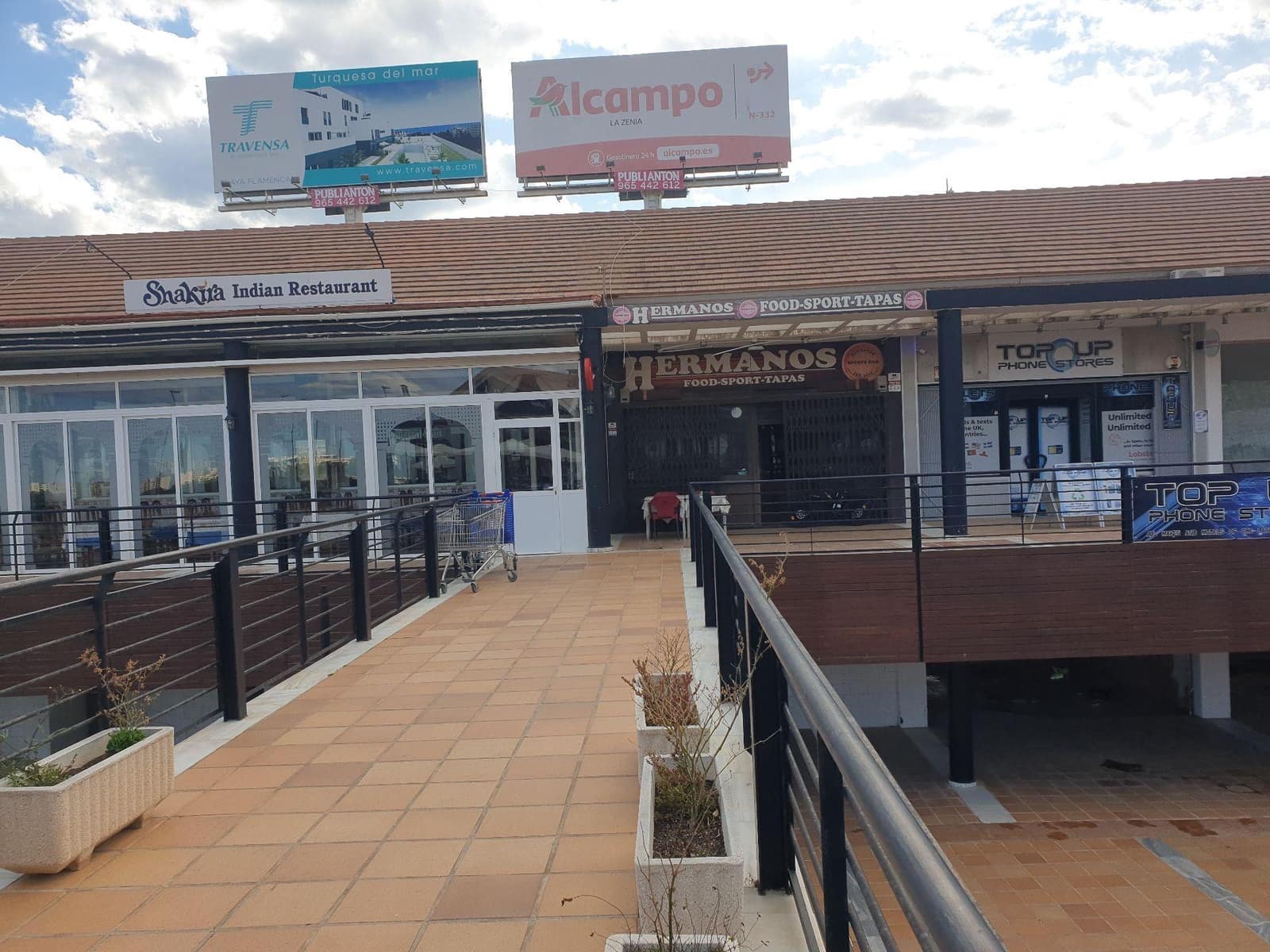 Business for sale in Playa Flamenca - € 129,950 (Ref: 8055196)