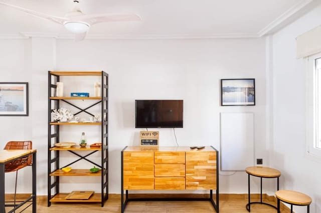 2 sovrum Radhus att hyra i Playa Flamenca, Orihuela med pool - 1 100 € (Ref: 8620021)