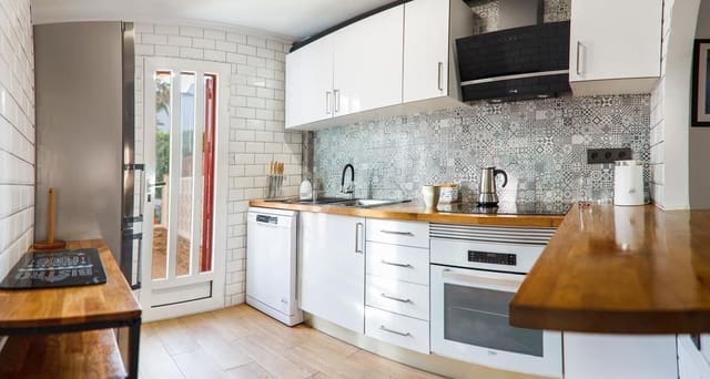 2 sovrum Radhus att hyra i Playa Flamenca, Orihuela med pool - 1 100 € (Ref: 8620021)