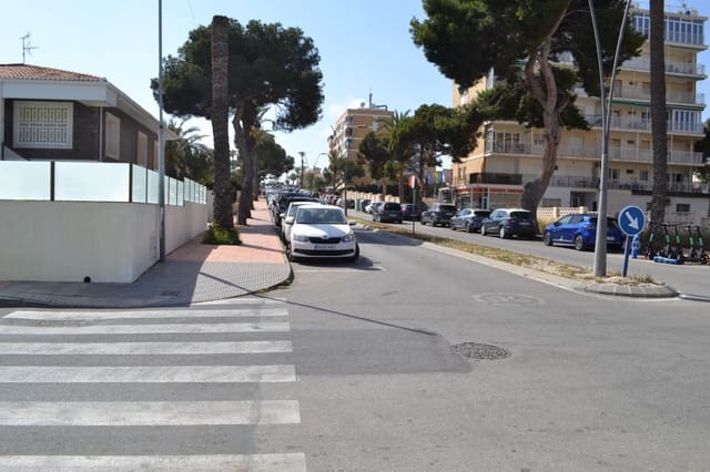 4 sypialnia Willa do wynajęcia w La Zenia, Orihuela z basenem - 2 600 € (Ref: 8968580)
