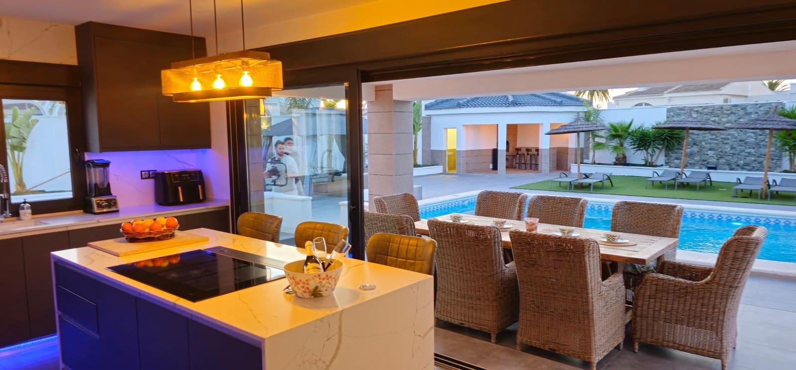 5 chambre Villa/Maison à vendre à El Chaparral avec piscine - 870 000 € (Ref: 8992752)