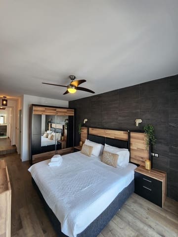 5 sovrum Villa till salu i El Chaparral, Torrevieja med pool - 870 000 € (Ref: 8992752)