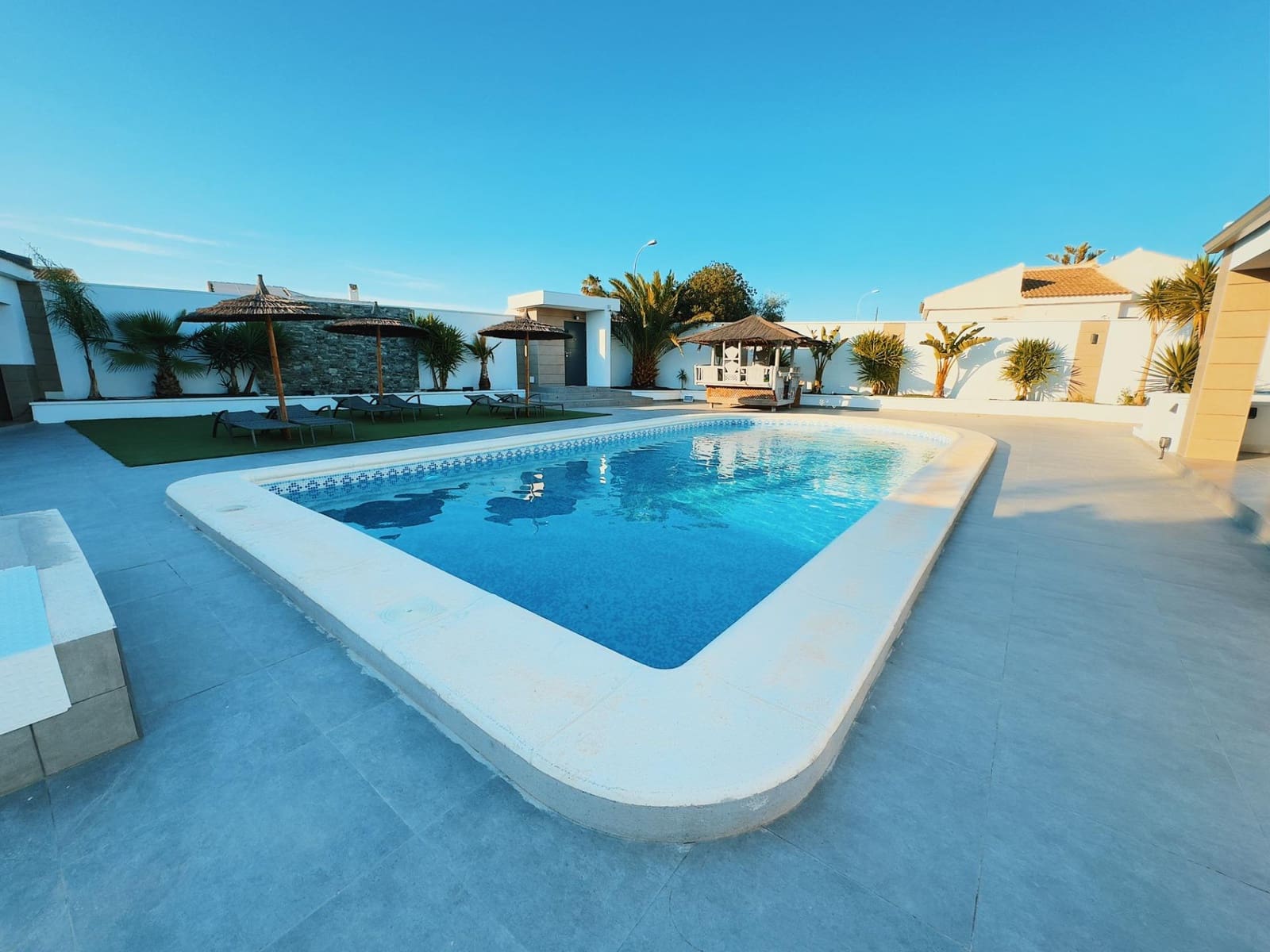 5 chambre Villa/Maison à vendre à El Chaparral avec piscine - 870 000 € (Ref: 8992752)