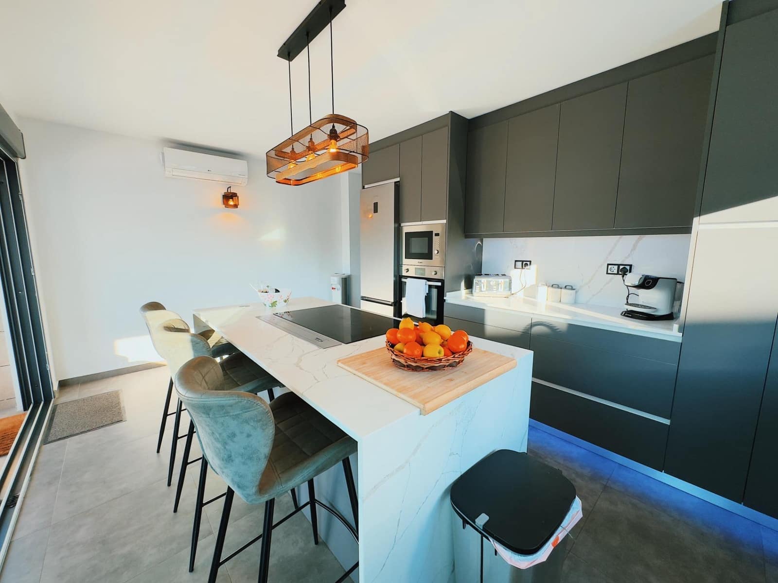 5 chambre Villa/Maison à vendre à El Chaparral avec piscine - 870 000 € (Ref: 8992752)