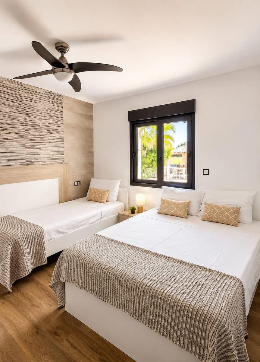 5 soverom Villa til salgs i El Chaparral med svømmebasseng - € 850 000 (Ref: 8992752)