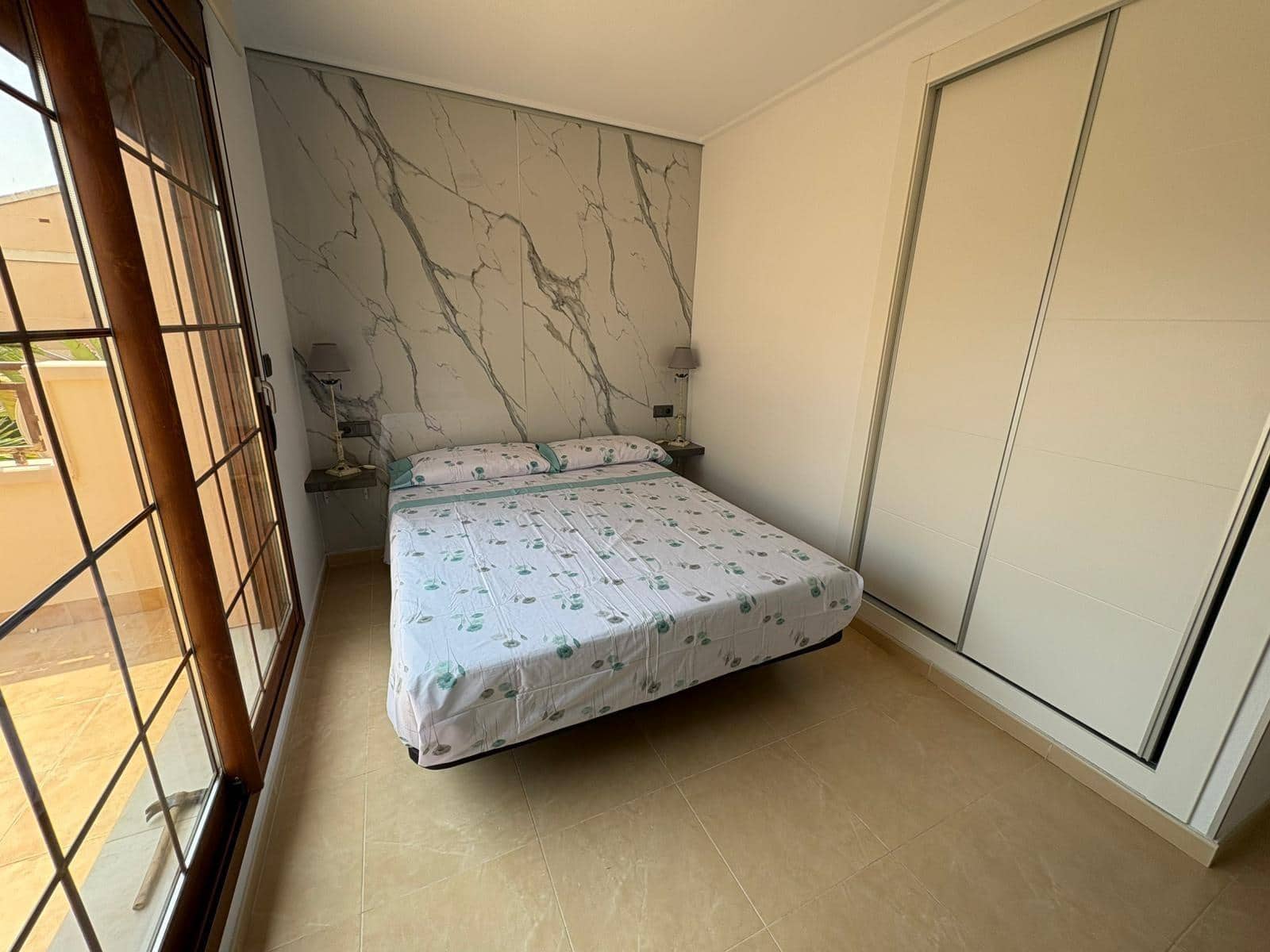 3 soveværelse Villa til leje i La Zenia med swimmingpool - € 2.200 (Ref: 9049070)