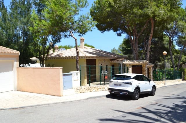 5 soveværelse Villa til salg i Campoamor, Orihuela med swimmingpool garage - € 1.845.000 (Ref: 9130379)