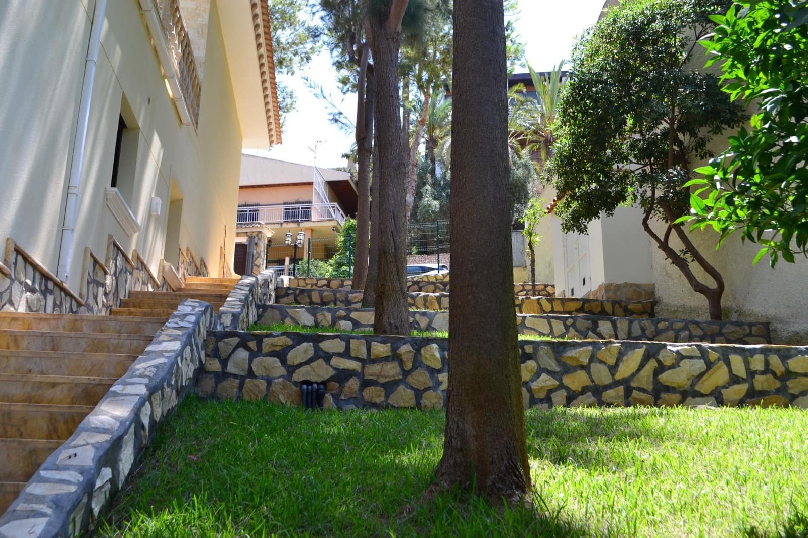 5 soveværelse Villa til salg i Campoamor med swimmingpool garage - € 1.845.000 (Ref: 9130379)