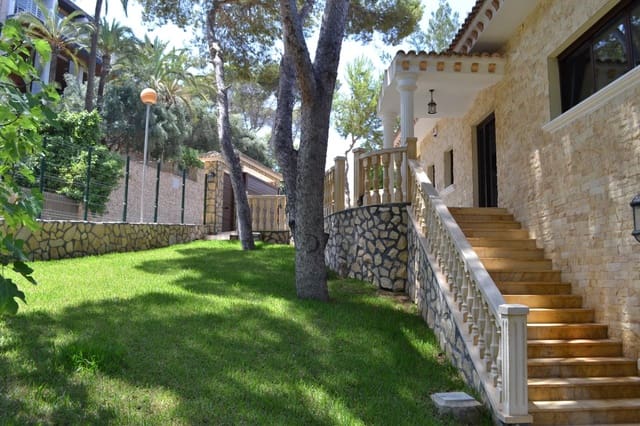 5 soveværelse Villa til salg i Campoamor, Orihuela med swimmingpool garage - € 1.845.000 (Ref: 9130379)