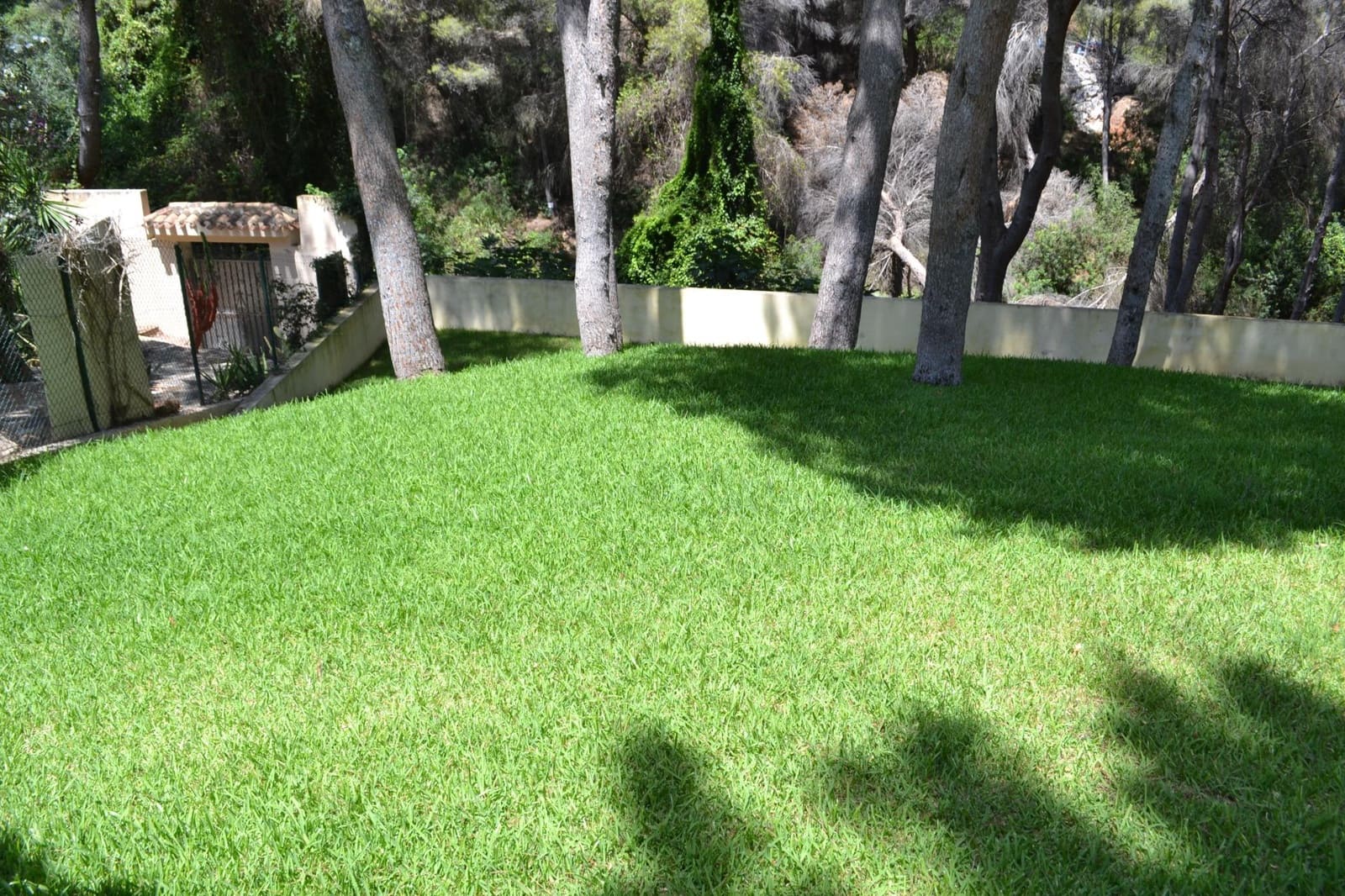 5 soveværelse Villa til salg i Campoamor med swimmingpool garage - € 1.845.000 (Ref: 9130379)