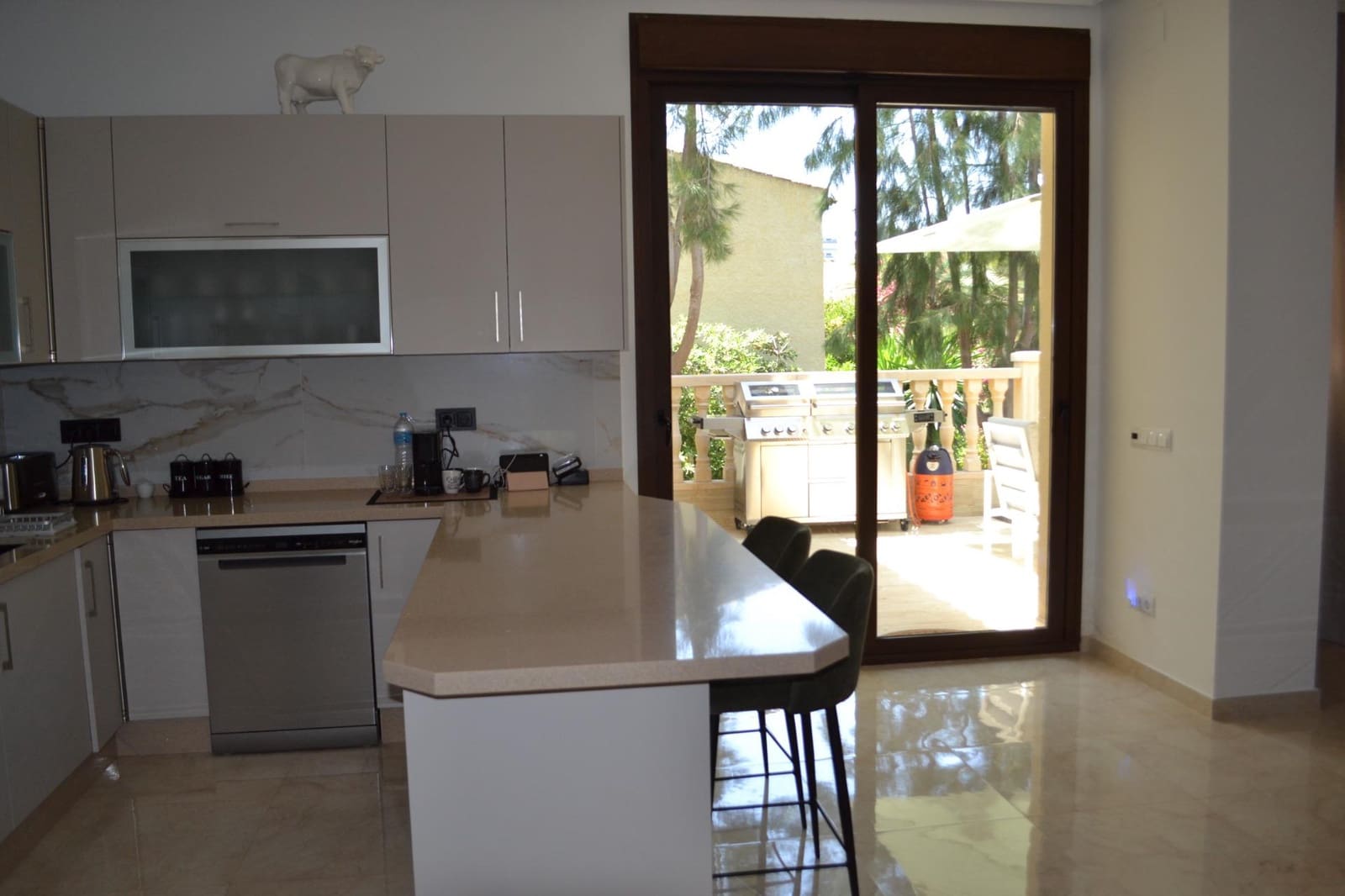 5 soveværelse Villa til salg i Campoamor med swimmingpool garage - € 1.845.000 (Ref: 9130379)