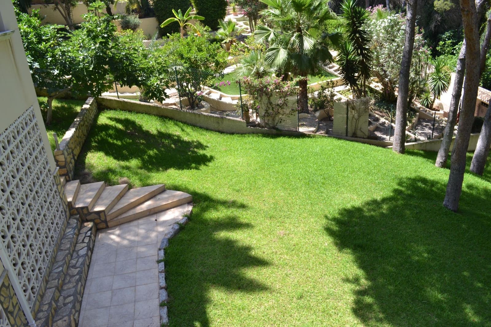 5 soveværelse Villa til salg i Campoamor med swimmingpool garage - € 1.845.000 (Ref: 9130379)