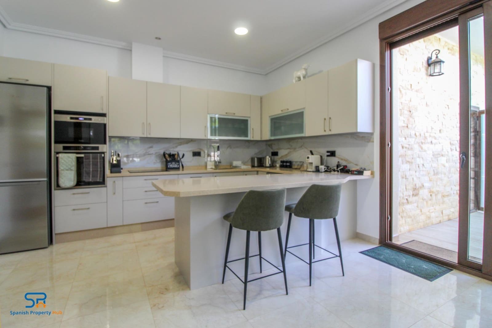 7 sovrum Villa till salu i Campoamor med pool garage - 2 300 000 € (Ref: 9130379)