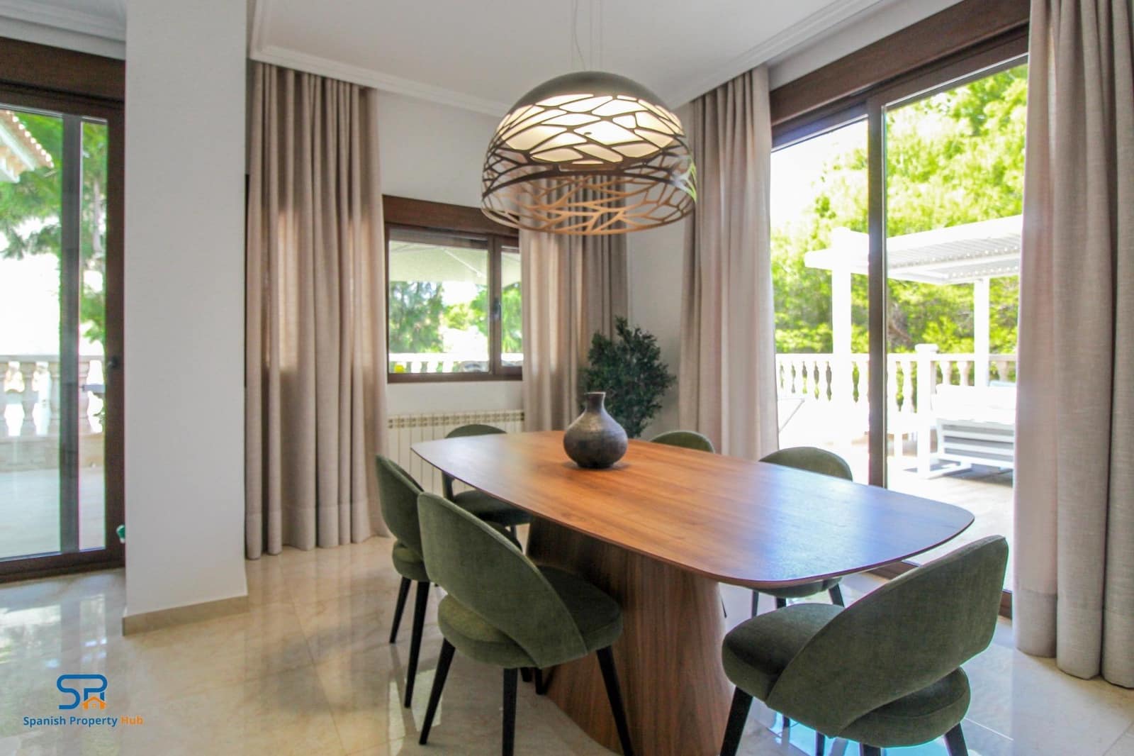 7 sovrum Villa till salu i Campoamor med pool garage - 2 300 000 € (Ref: 9130379)