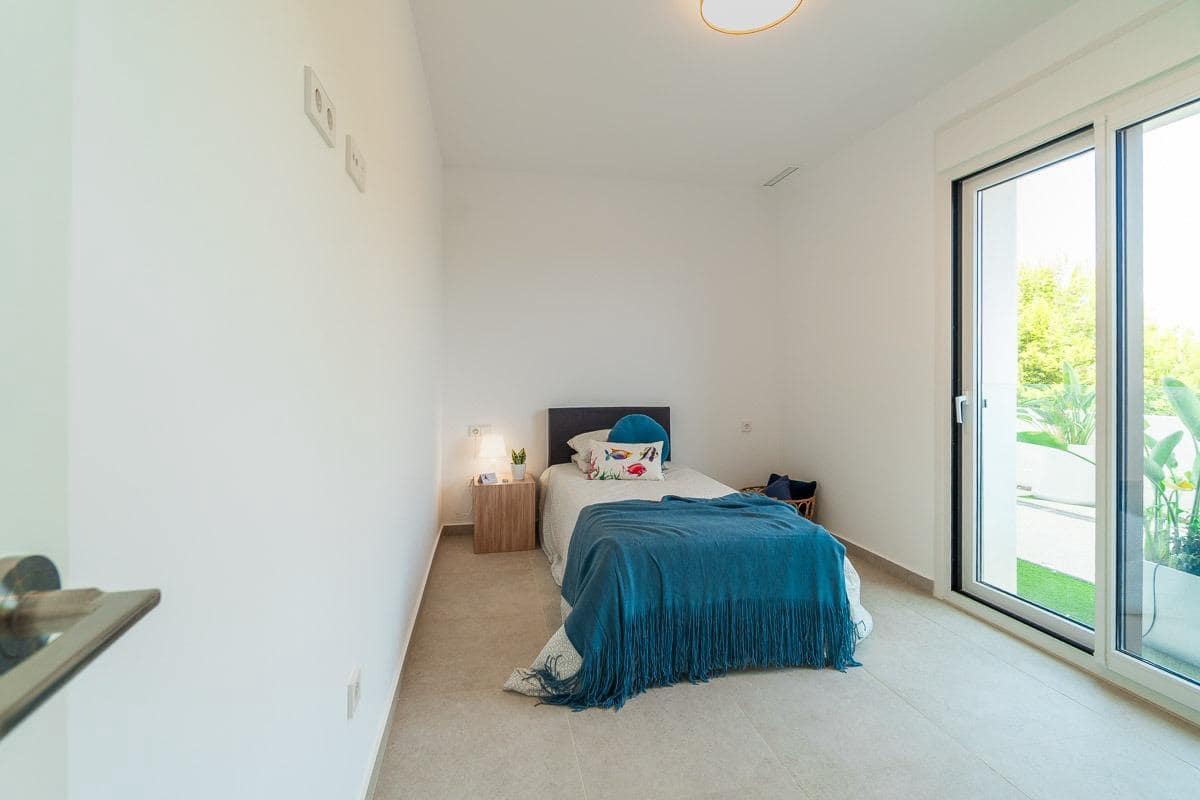 3 camera da letto Appartamento in vendita in Playa Flamenca con piscina garage - 380.000 € (Rif: 9165949)