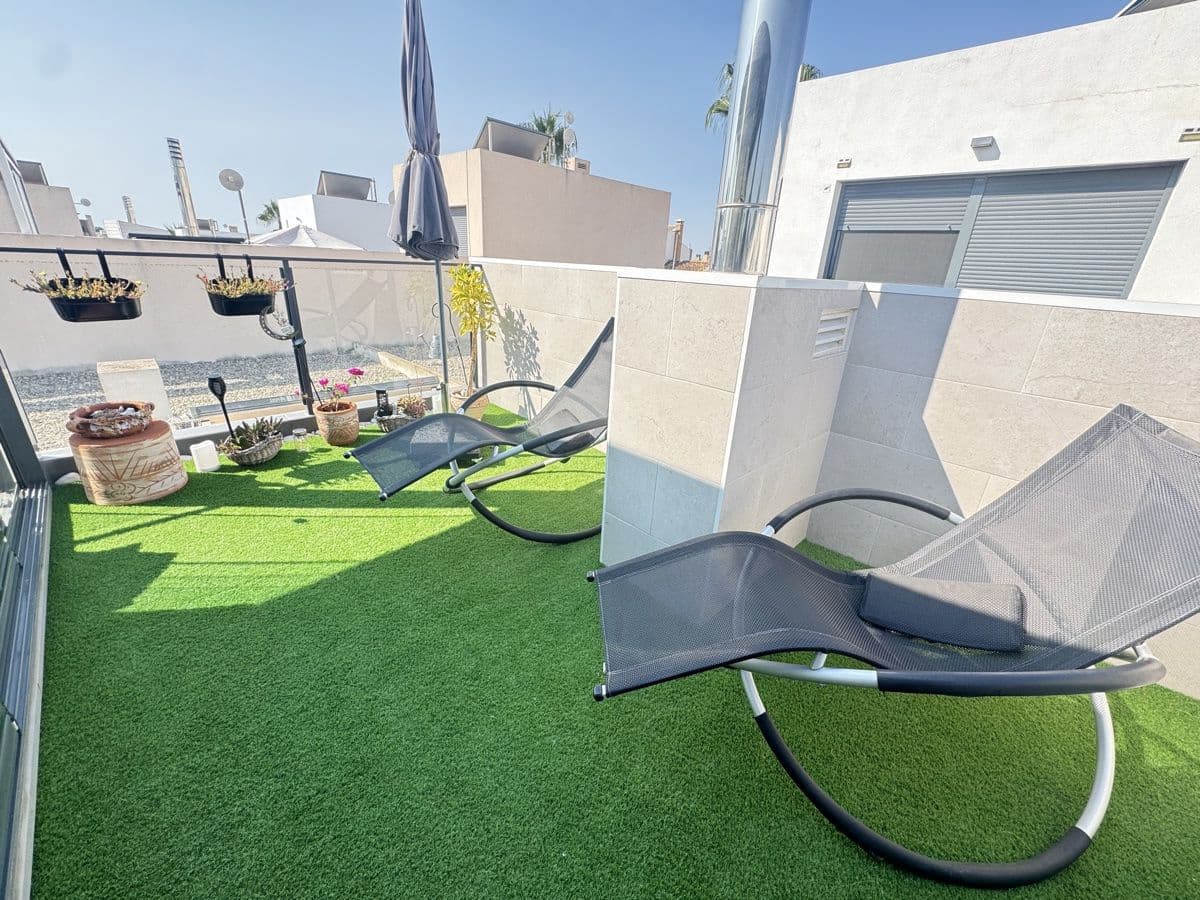 2 soveværelse Bungalow til salg i Los Dolses med swimmingpool - € 339.000 (Ref: 9177759)