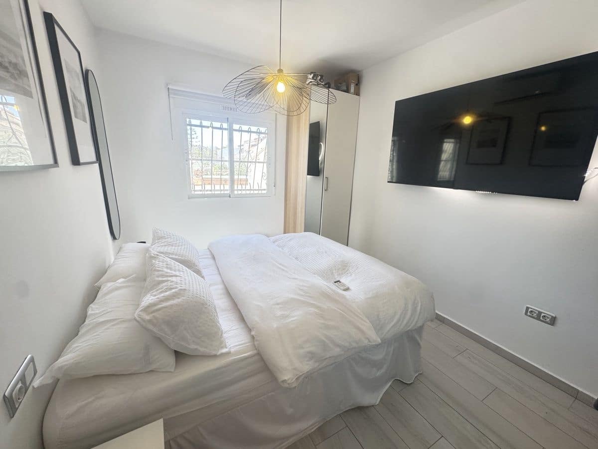 2 soverom Villa til salgs i Blue Lagoon med svømmebasseng - € 265 000 (Ref: 9197915)