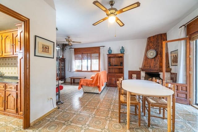 4 quarto Moradia para venda em Pinar de Campoverde, Pilar de la Horadada com piscina garagem - 450 000 € (Ref: 9303738)