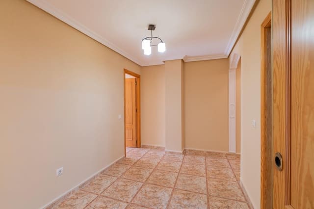 3 quarto Apartamento para venda em Centro, Torrevieja - 215 000 € (Ref: 9303739)
