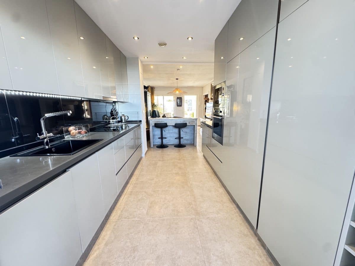 2 soveværelse Lejlighed til salg i Los Dolses med swimmingpool - € 289.000 (Ref: 9349423)