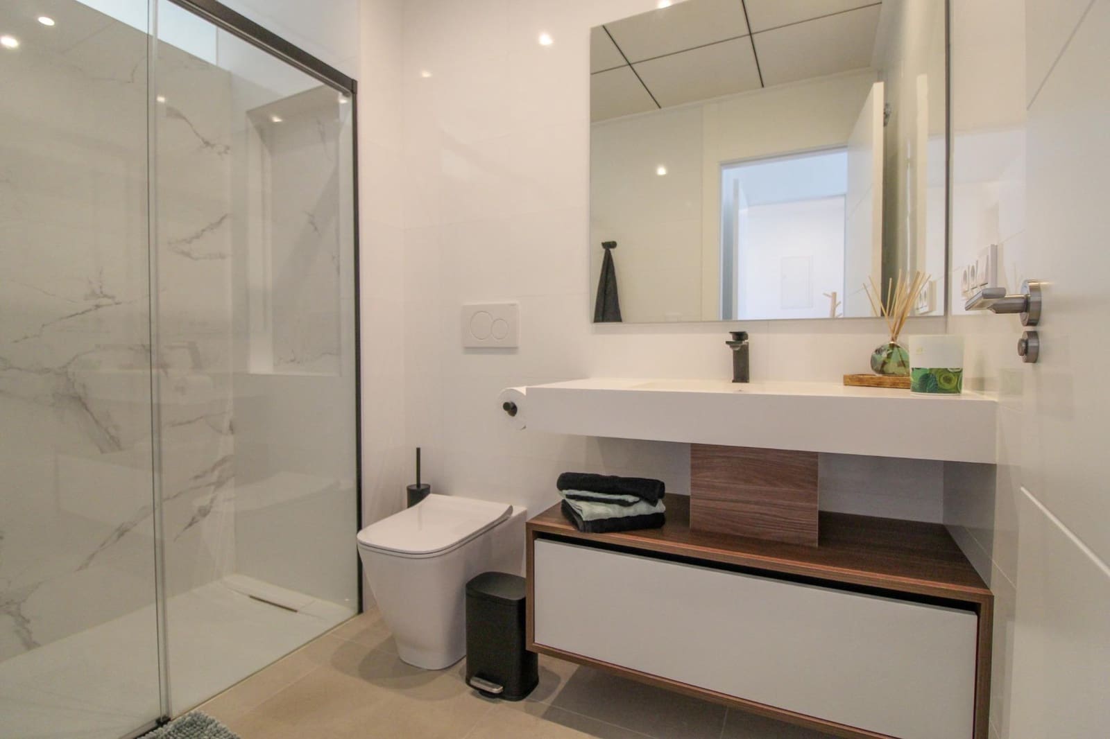 2 sypialnia Penthouse na sprzedaż w Ciudad Quesada z basenem - 350 000 € (Ref: 9379286)