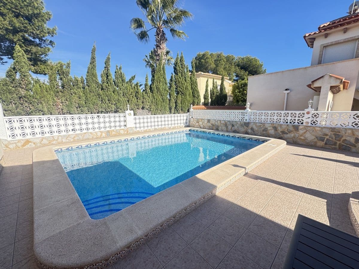 3 bedroom Villa for sale in Los Dolses with pool - € 374,995 (Ref: 9386185)