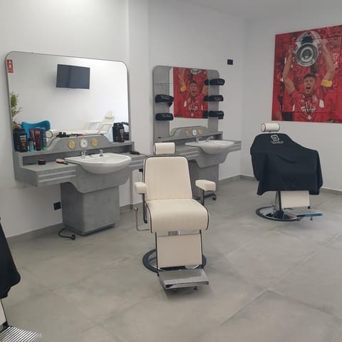 Erhverv til leje i La Zenia, Orihuela - € 1.200 (Ref: 9391986)