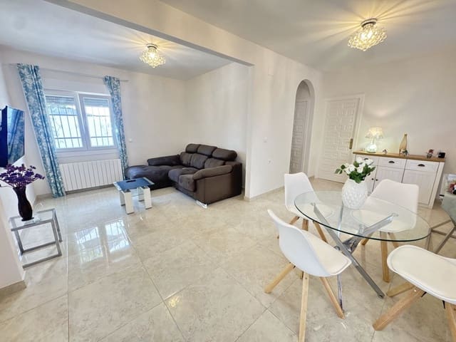 3 bedroom Villa for sale in Los Dolses, Orihuela with pool - € 375,000 (Ref: 9416056)