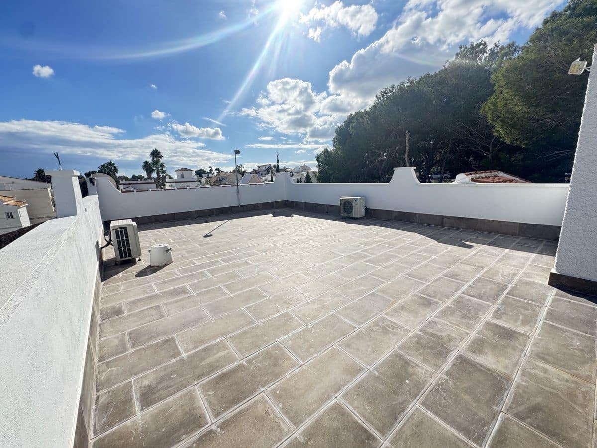 3 bedroom Villa for sale in Los Dolses with pool - € 375,000 (Ref: 9416056)