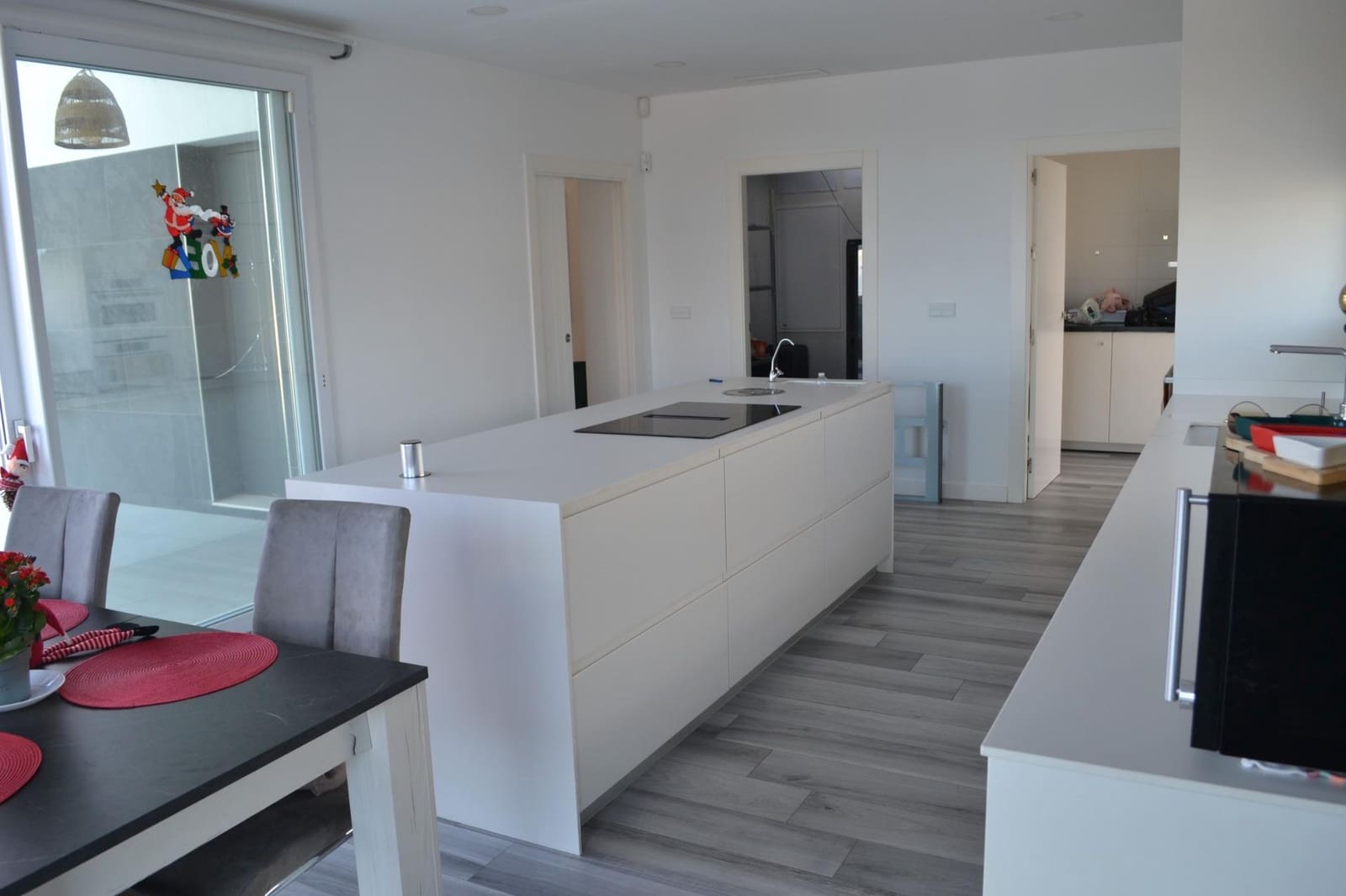 4 makuuhuone Huvila myytävänä paikassa Almoradi mukana uima-altaan 
autotalli - 999 950 € (Ref: 9536097)