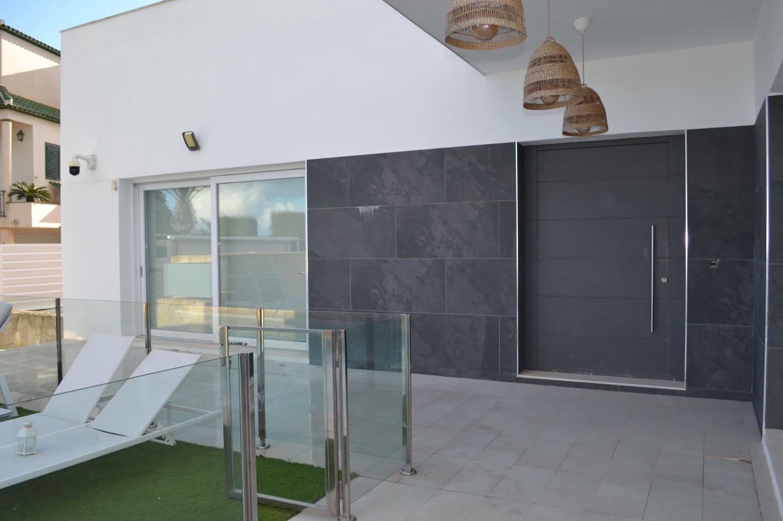 4 makuuhuone Huvila myytävänä paikassa Almoradi mukana uima-altaan 
autotalli - 999 950 € (Ref: 9536097)