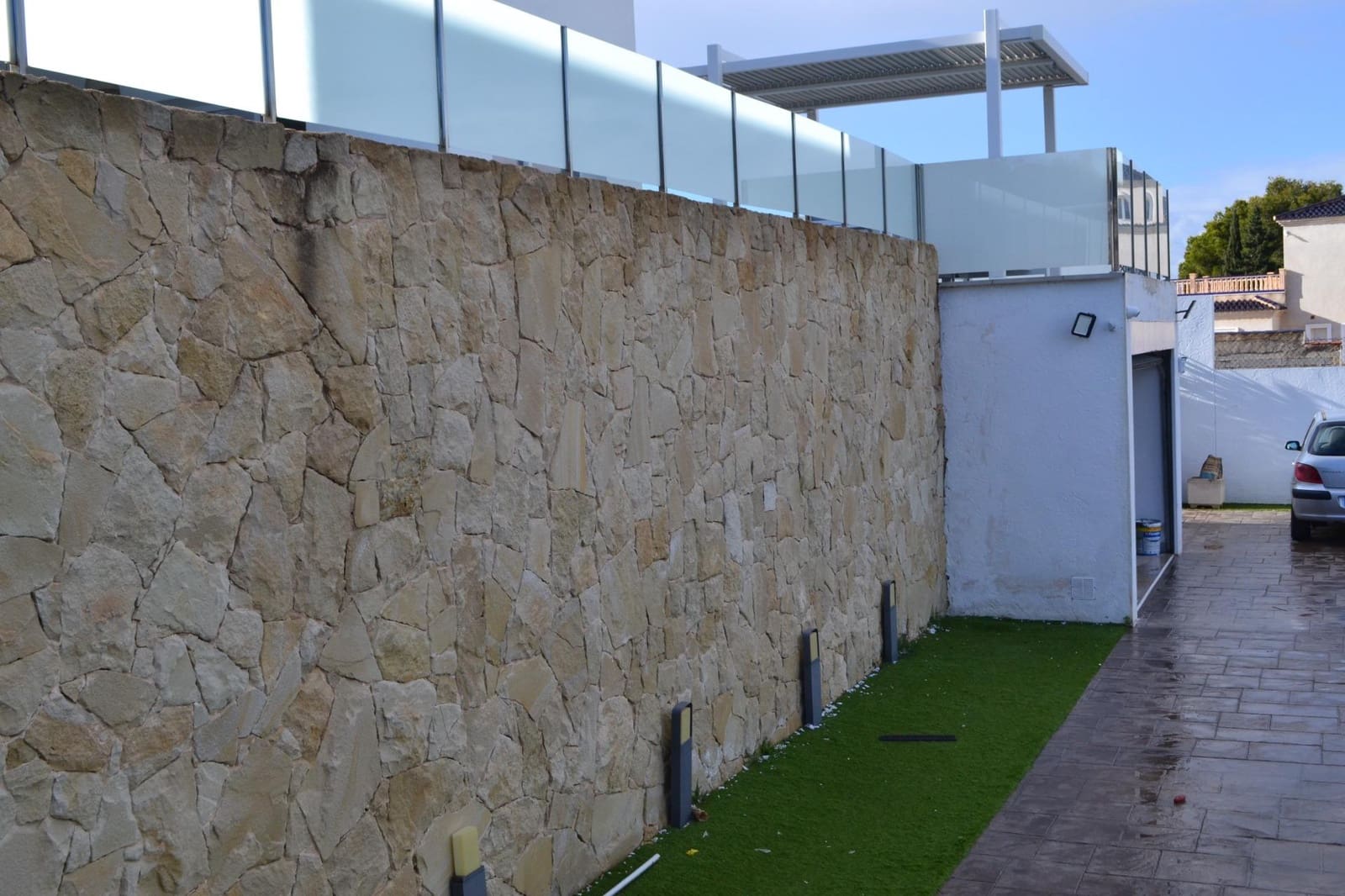 4 makuuhuone Huvila myytävänä paikassa Almoradi mukana uima-altaan 
autotalli - 999 950 € (Ref: 9536097)