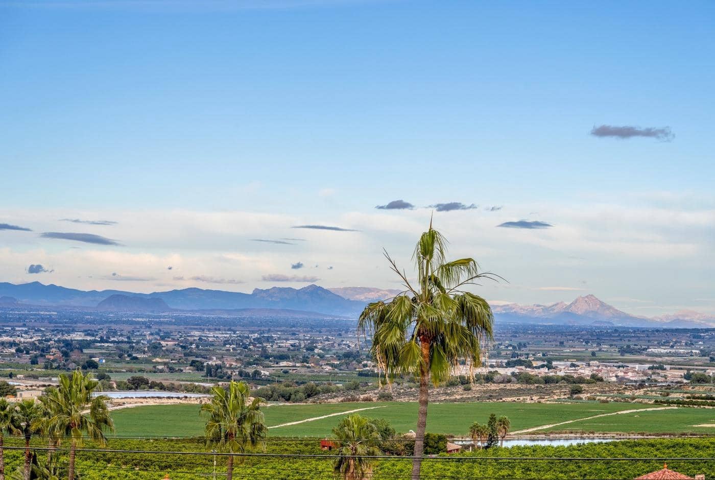 4 bedroom Villa for sale in Almoradi with pool garage - € 999,950 (Ref: 9536097)